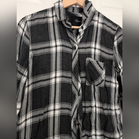 Rails Black and White Flannel Plaid Button Up - Picture 2 of 6